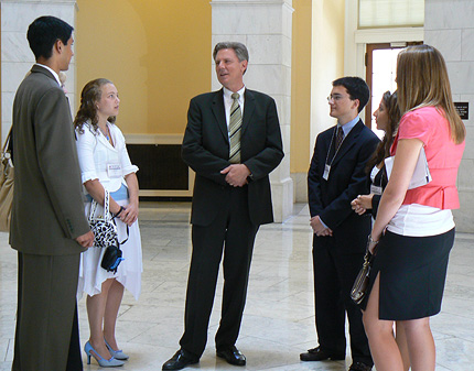 Frank speaks with high school students during their visit to Washington, D.C. about the College Cost Reduction Act, a bill which passed the House that day.  The legislation, which Frank supported, provides the largest increase in college aid since the GI bill, including $262 million in assistance to New Jersey students and their families