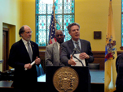 In May 2008, Frank joined New Jersey Governor Jon Corzine (D-NJ) and health care advocates at a news conference to tout Frank's Protecting Children's Health Coverage Act of 2008, which blocks a directive from the Bush administration restricting the ability of states to cover uninsured children through the State Children's Health Insurance Program (SCHIP), known in New Jersey as FamilyCare