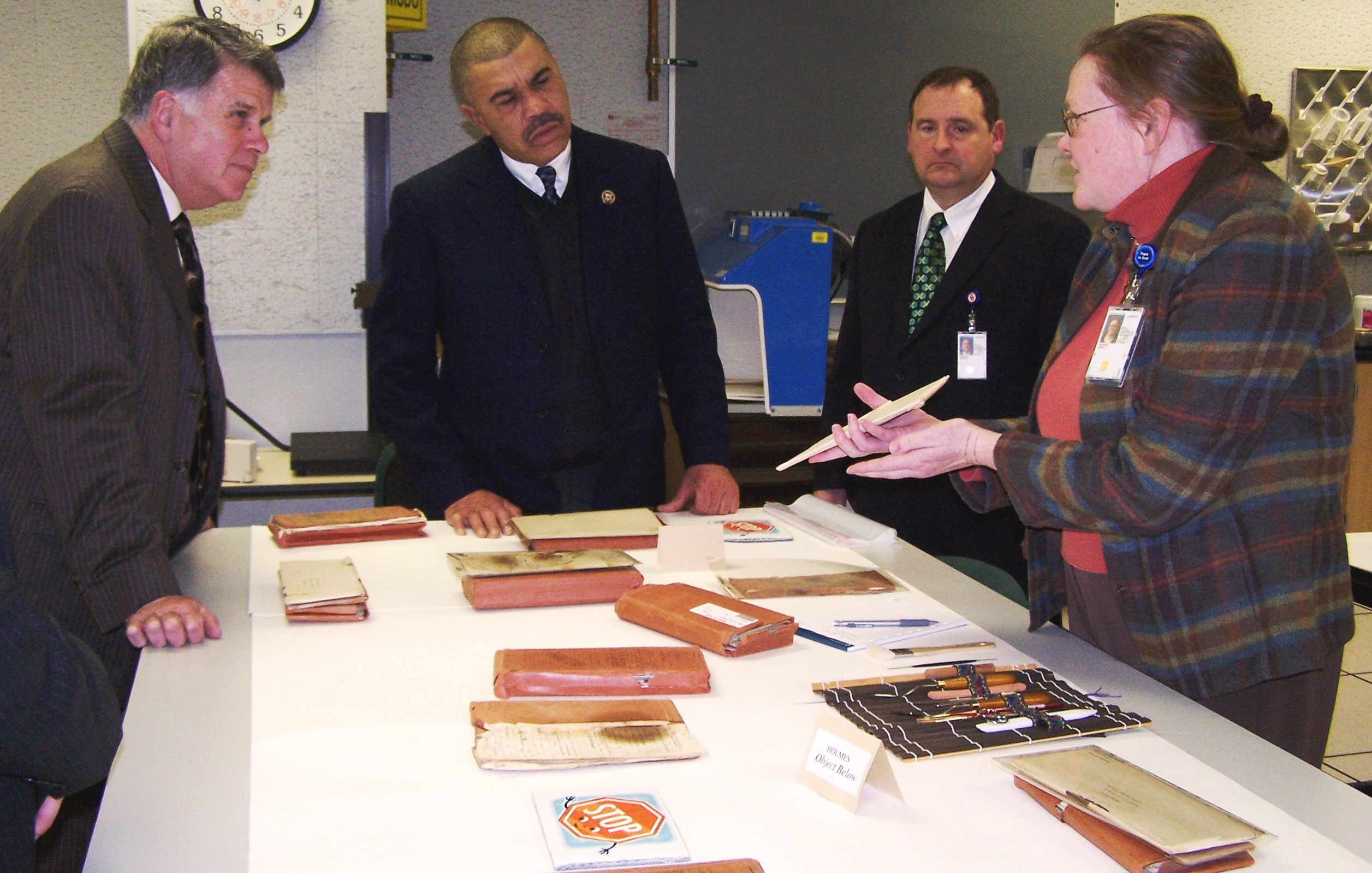 Congressman Clay and U.S. Archivist David Ferriero visit historic preservation lab at NARA in St. Louis