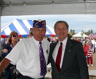 Congressman Herger with Bill Phelen, Commander of the Military Order of the Purple Heart, Redding Chapter