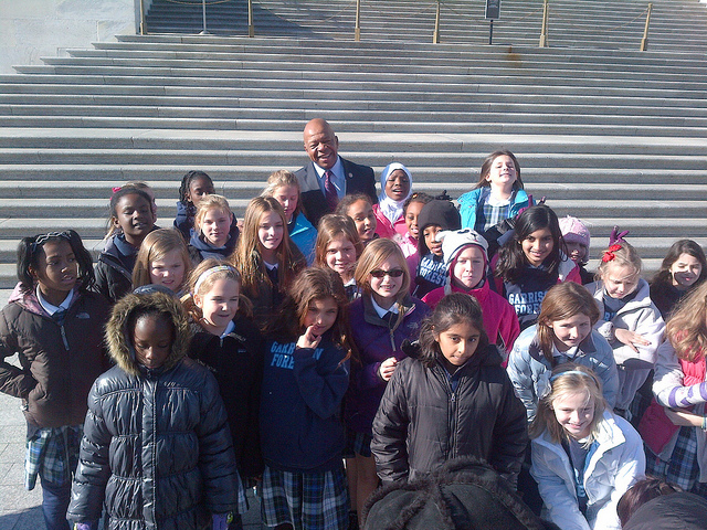 Congressman Cummings meets with 4th Graders from Garrison Forest School for Girls