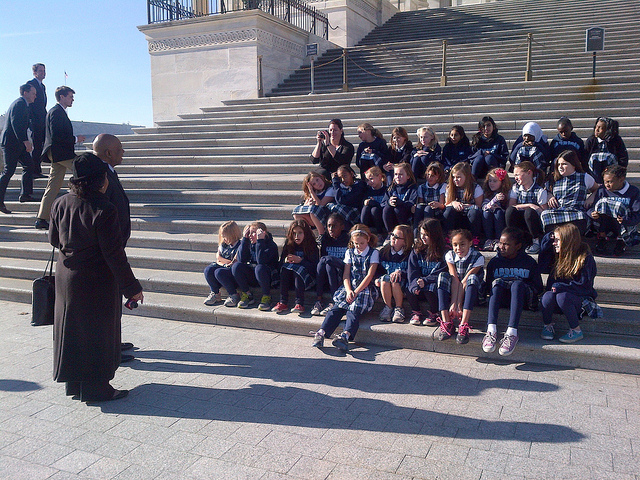 Congressman Cummings meets with 4th Graders from Garrison Forest School