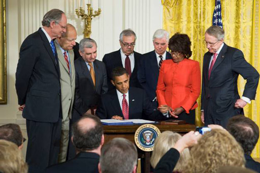 reid-at-wh-signing-of-housing-bill