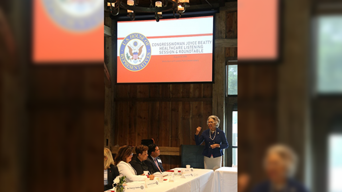 Congresswoman Beatty hosts a roudtable discussion on healthcare access and affordability.