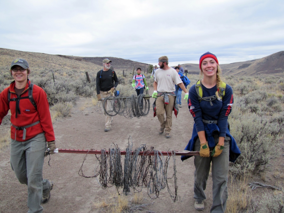 National Public Lands Day volunteers work in Idaho, BLM photo