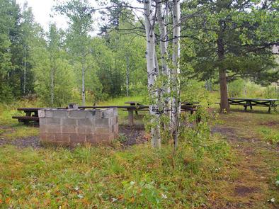 Preview photo of Allred Flats Group Picnic Site