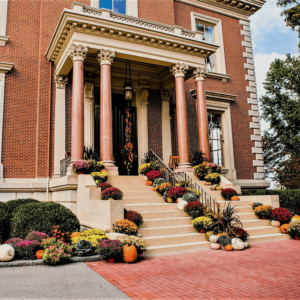 Mansion entrance in the Fall