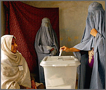 Voter turnout was high for Afghanistan's first-ever presidential election, Saturday, October 9. (©AP/WWP)