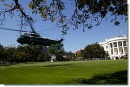 After addressing the media, President George W. Bush departs the South Lawn aboard Marine One Thursday, Oct. 7, 2004. White House photo by Tina Hager.