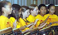 Photo of Hawaiian students singing during IEW 2003
