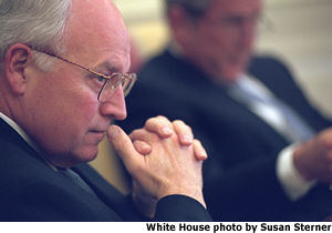 Retrato del Vice Presidente Richard B. Cheney. Foto de la Casa Blanca por Susan Sterner.