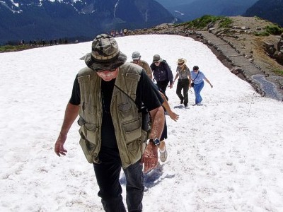 Image, Snowfield climbing, 2004