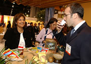 USAID El Salvador sponsored 15 small Salvadoran firms at a Natural Products Expo Fair held in Washington, DC on October 14-15.
