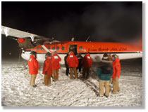 Plane and people at South Pole
