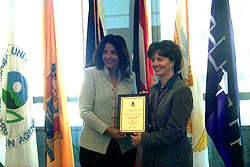 Environmental Quality Award winner Maria Falcn and Regional Administrator Jane M. Kenny